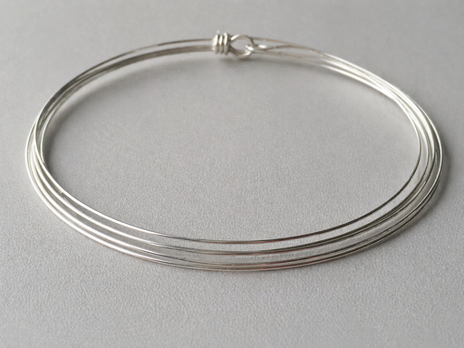 [MEMORY WIRE - NECK]  MEMORY WIRE - NECK